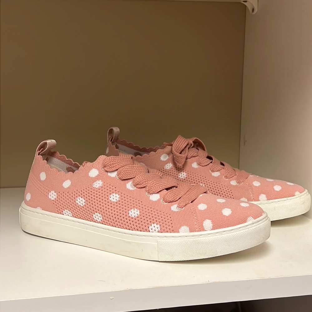 Kate Spade size 9 sneakers